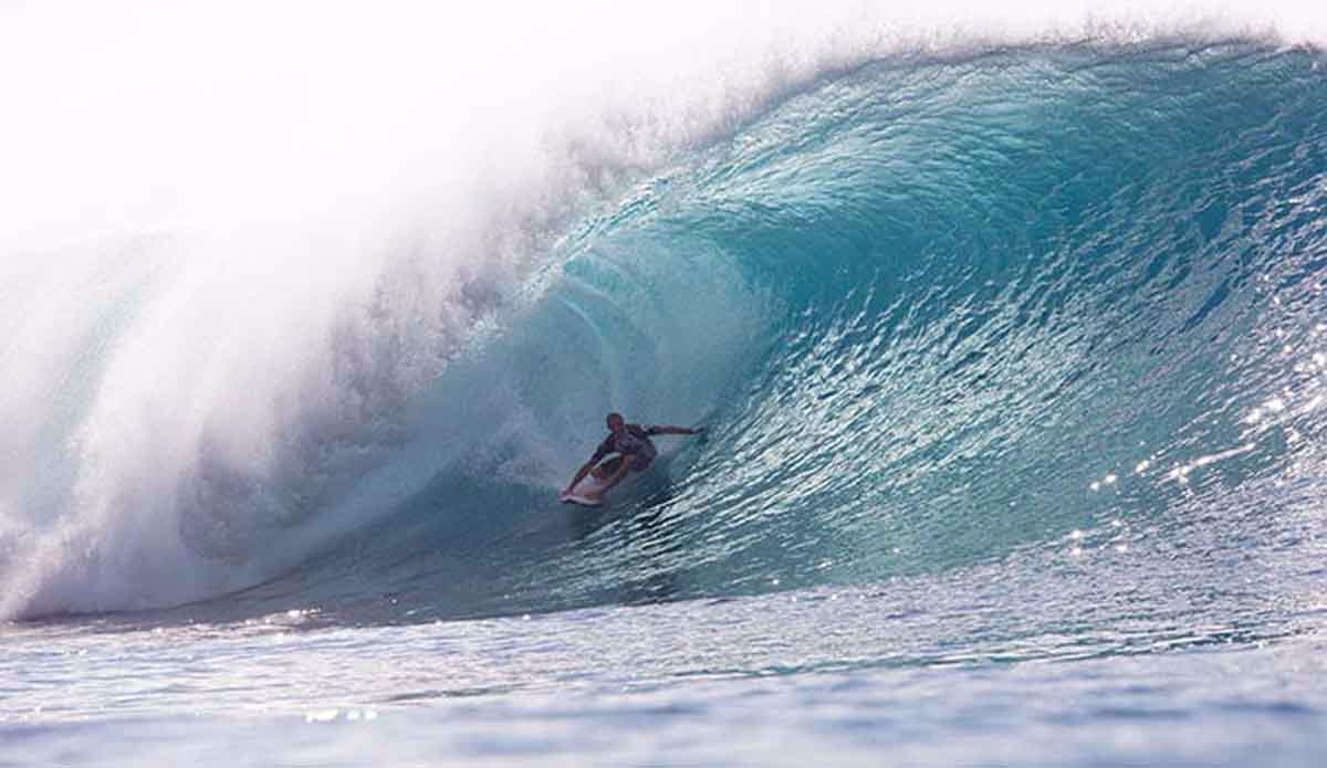 700-a-jamie-obrien-volcom-pipe-pro-surf-competition-photo-brian-bielmann