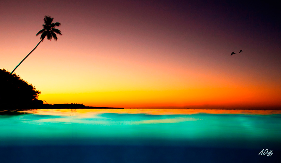 sunset-on-moorea-island-tahiti