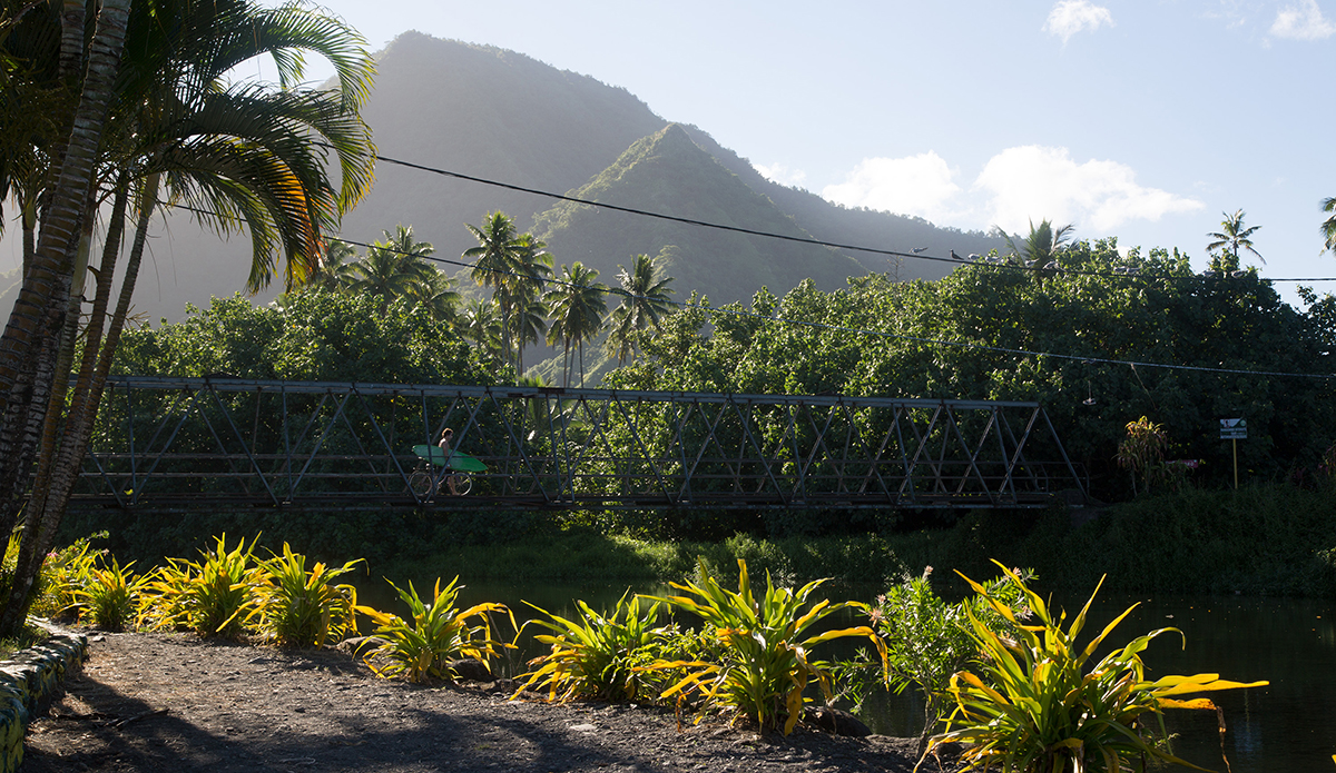 teahupoo-lifestyle