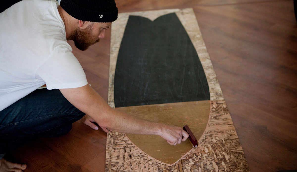 matthewallen_woodblockprintsurfboard_2