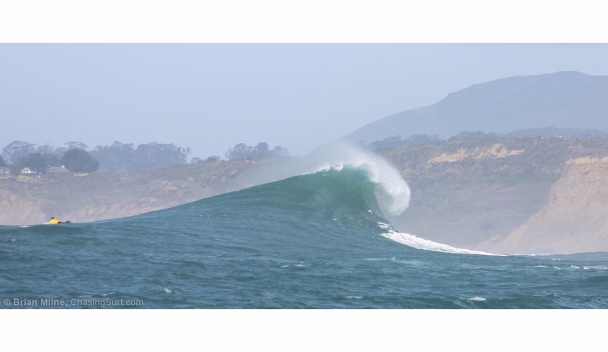 an-empty-hallow-wave-at-mavericks