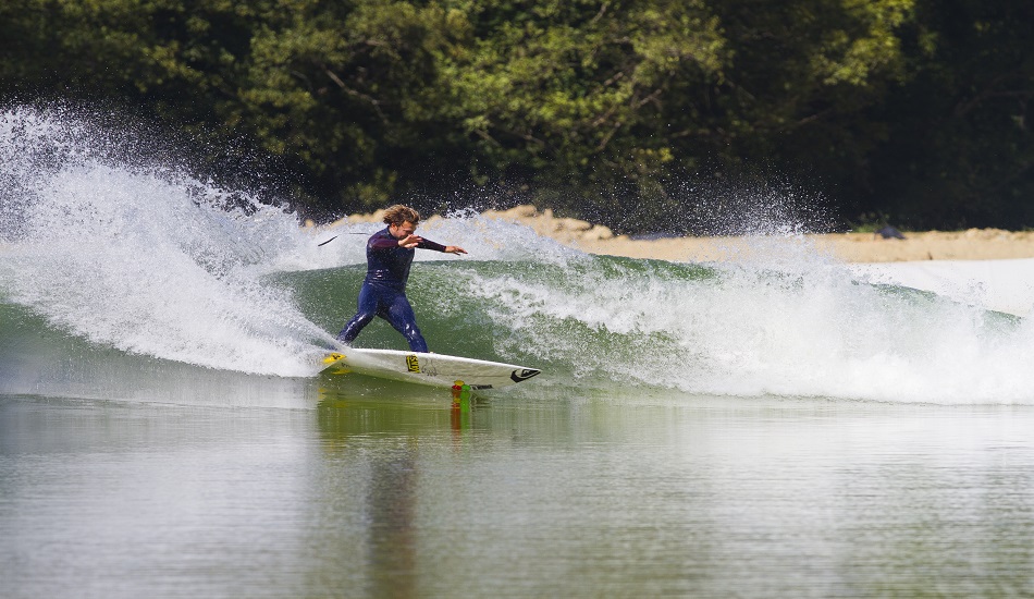 Dane_Reynolds_at_Wavegarden[1]