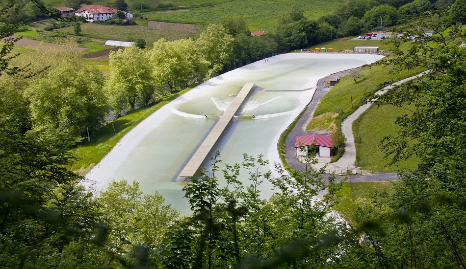 Wavegarden_view_from_the_top[1]