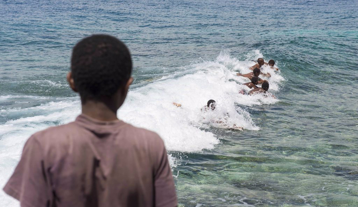 madang_plywoodsurfing05-1024x593