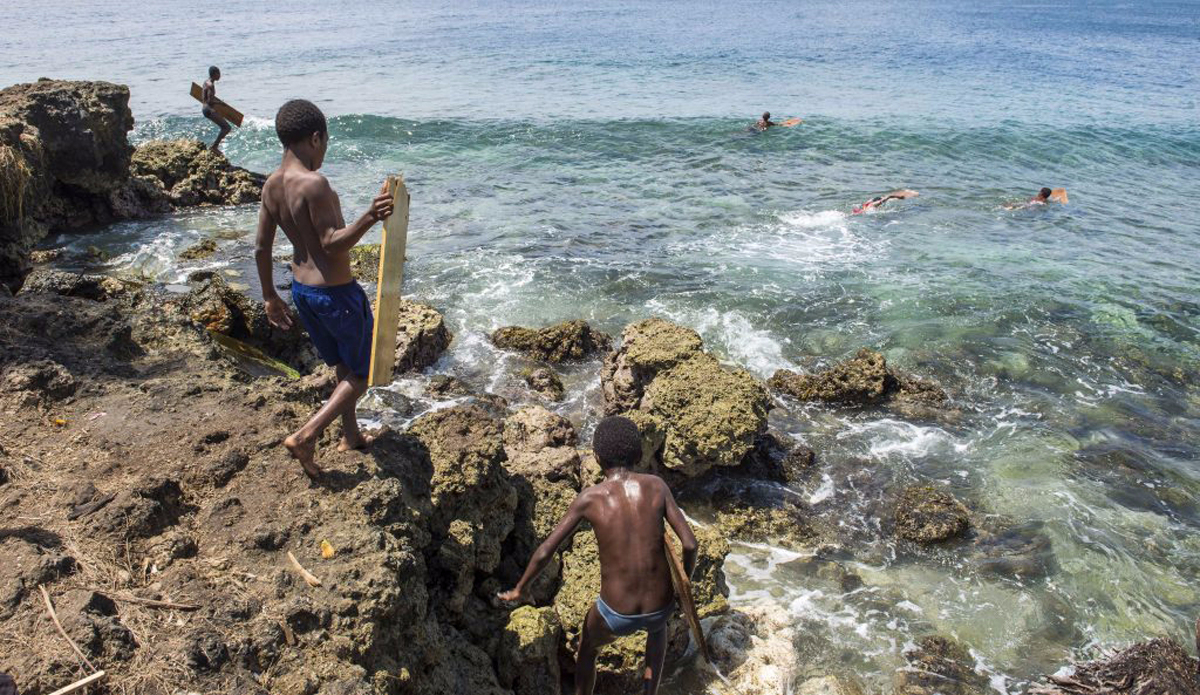 madang_plywoodsurfing09-1024x593