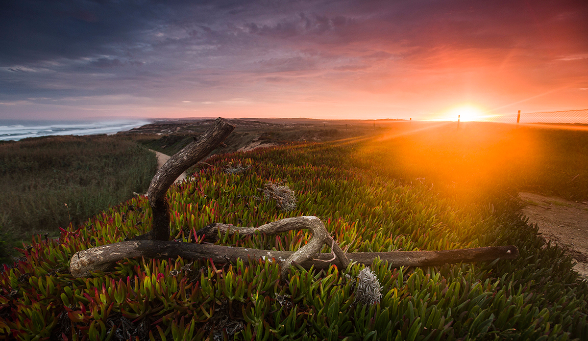 02_sunrise_at_almagreira_beach
