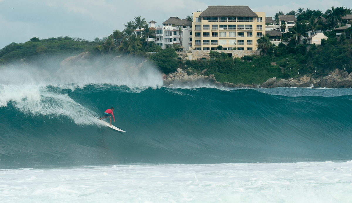second_swell_of-_the_season_mon_jun_13_morning_view_04
