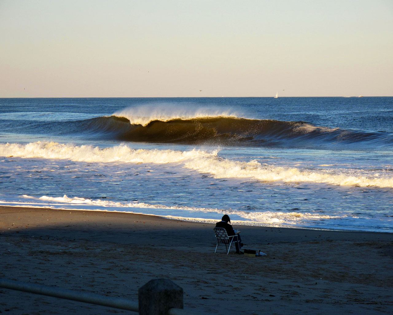 Fall swell in New Jersey. Photo: Zach Weisberg