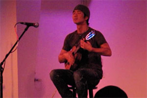 Jake Shimabukuro Ukulele