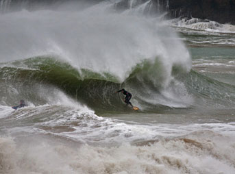 Big Waves UK SUrfing