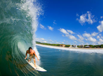 Zach Weisberg Surfing Nicaragua