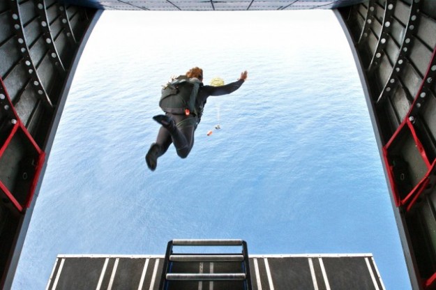 Last we checked on Mark Visser, he was night-surfing Jaws. This time, he's skydiving into open ocean waves. Yup. Tossing his skis and equipment out of an airplane with his body not too far behind. Photo: markvisser.net Mark Visser Skydives into Surf Operation Deep Blue