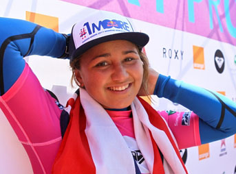 Carissa Moore Vans Triple Crown Respect