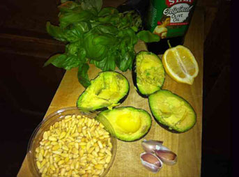 Avocado Pesto Pasta