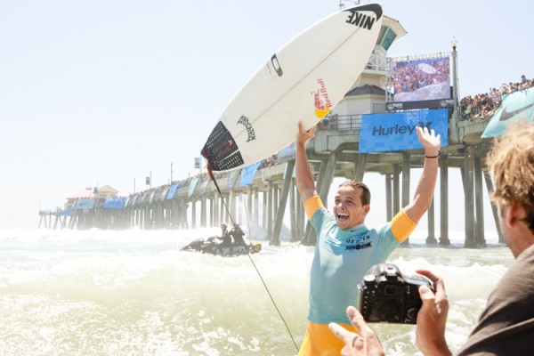 Julian Wilson wins the 2012 U.S. Open of Surfing. Photo: Lallande/usopenofsurfing.com Julian Wilson wins the 2012 U.S. Open of Surfing. Photo: Lallande/usopenofsurfing.com