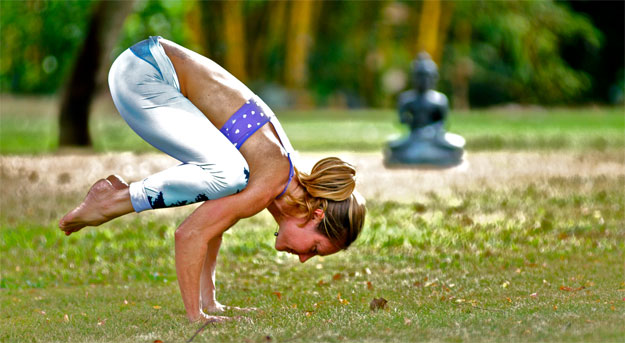 The crane pose in yoga, also known as the Bakasana, is a compact arm balancing posture that helps in strengthening the arms as well as the abdominal organs. The crane pose in yoga, also known as the Bakasana, is a compact arm balancing posture that helps in strengthening the arms as well as the abdominal organs.