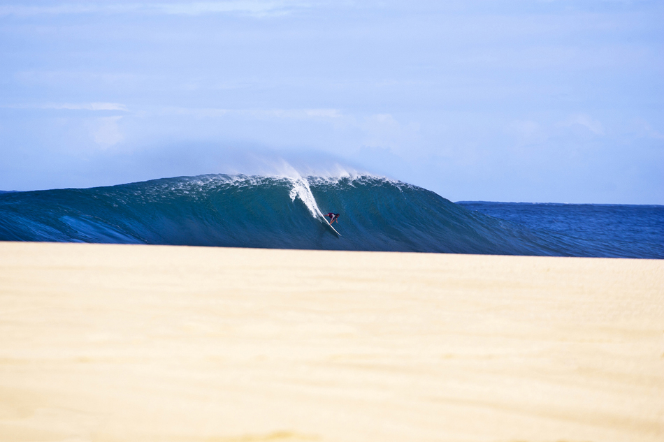 Pipeline. Magnum Martinez. Clean. Almost too clean. Photo: Nate Smith Pipeline. Magnum Martinez. Clean. Almost too clean. Photo: Nate Smith