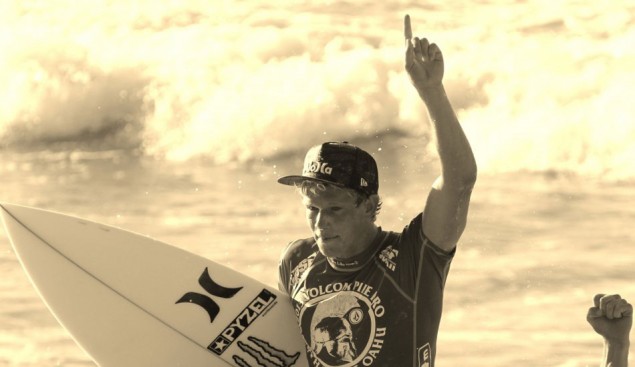 John John Florence Wins back to back to back Pipe