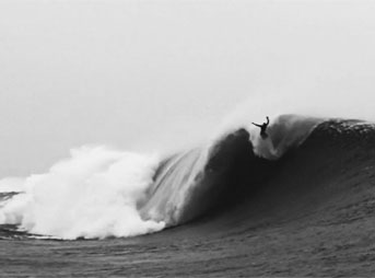 Tom Lowe hitting the eject button