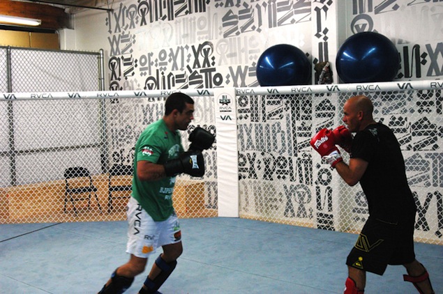 Kelly Slater Training Brazilian Jiu-Jitsu Martial Arts Challenge Flavio Canto