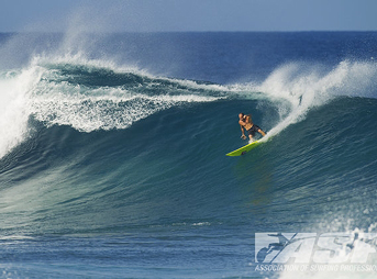 Tom Carroll, big wave surfer, Pipeline, ASP, Storm Surfers