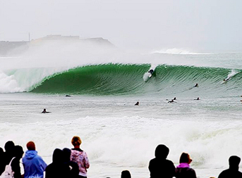 Rip Curl Pro Portugal. Looks good. Photo: ASP
