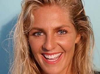 Everyone loves Steph Gilmore. There's a certain something about her. She's one of those people with a smile that you can't but be enamored by. ELLE Magazine recently did a shoot with her, and that certain something that only Steph has is so very obvious.