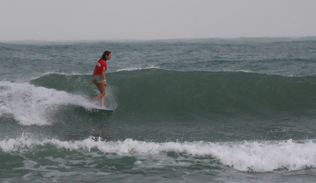 Kassia Meador at Riyue Bay. Photo courtesy of Chinasurfreport.