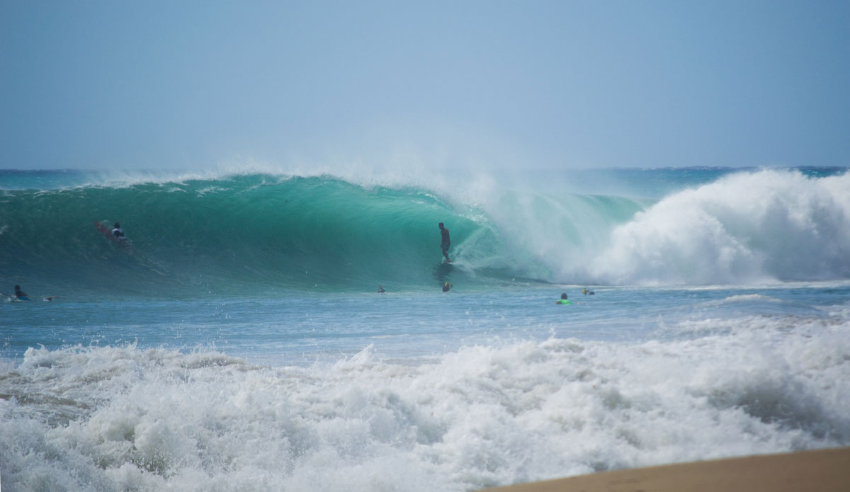 This particular wave though blew minds on the beach, perhaps even wave-of-the-day. Ale Moreda made a super fast drop as the wave kept stacking.