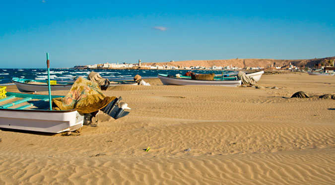Oh man, it's hot in Oman. Prepare for heat and discovery. Photo: Shutterstock