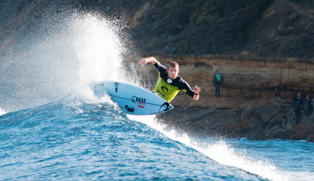 Mick-Fannbot mechanical precision slices his way to a third career win at Bells Beach. Photo: Kirstin/ASP