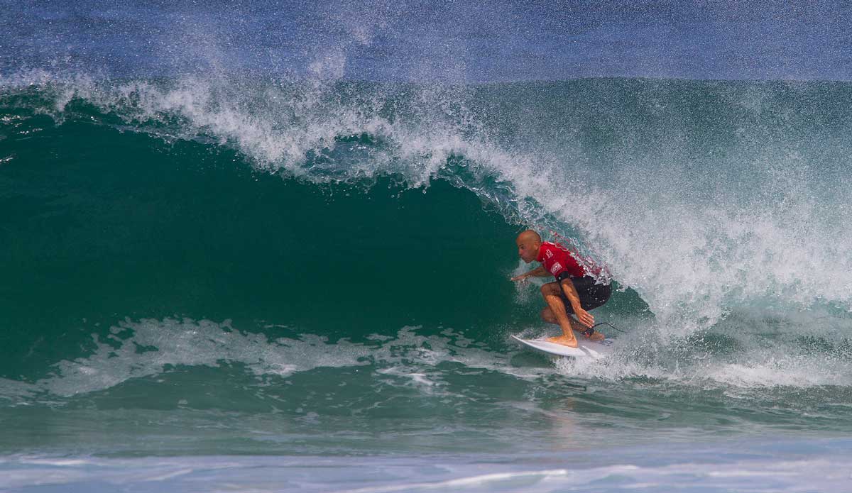Kelly Slater is back to finding those hidden barrels and it bodes well for the tour stops to come. Photo: <a href="https://www.aspworldtour.com/">ASP | Smorigo</a>