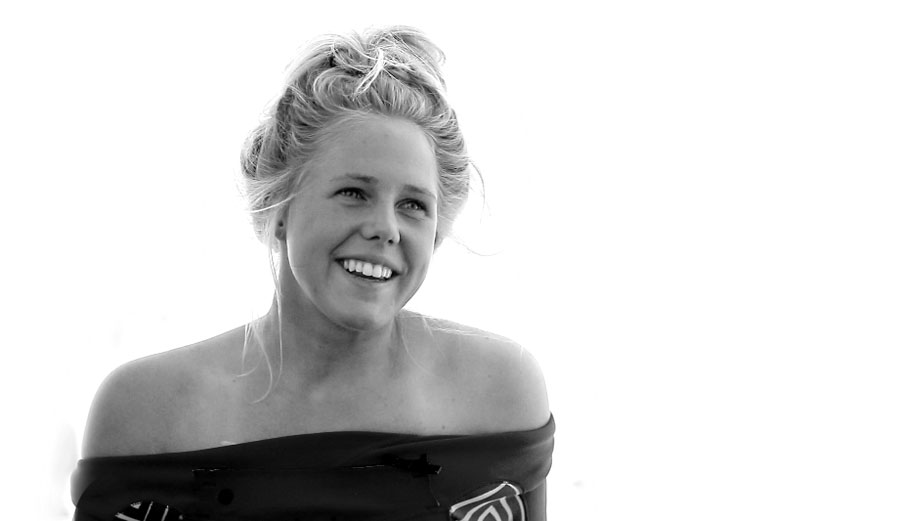 Laura shares her thoughts on sex appeal in women's surfing, true love, and, of course, the key to happiness. Meet Laura Enever.