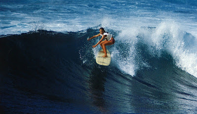 Margo Oberg at Makaha, 1968. Photo: Grannis | Pineappleluv.com