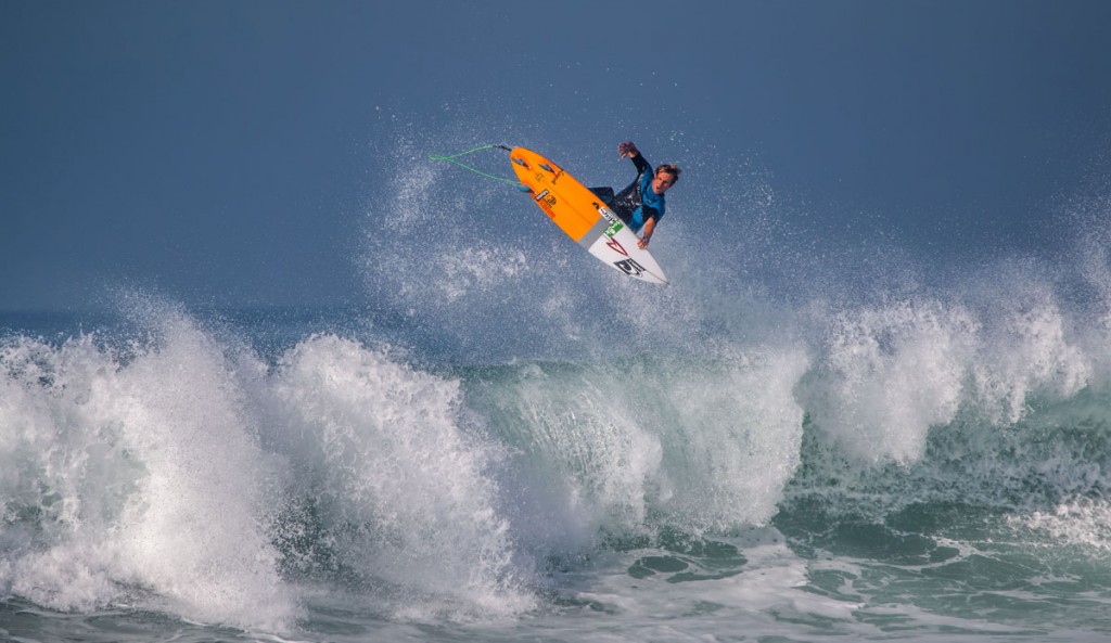 With the upcoming event at Lower Trestles, most of the tour competitors showed up in Southern California and put on an absolute clinic on one of the best waves this side of the moon.