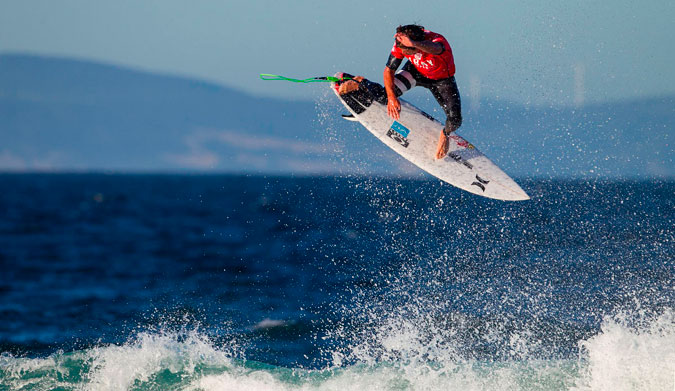 Airs like this need stable knees. How stable are yours?