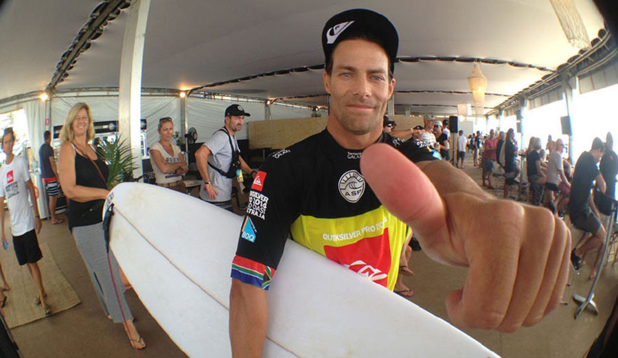 Travis Logie Retired from WCT but not from surfing