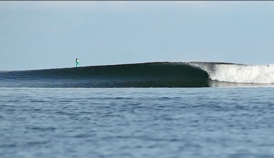 Head high, perfect barrel with no one out. Berlin, Germany.
