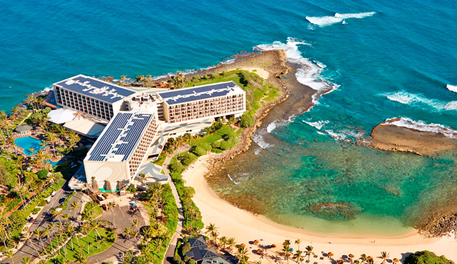 On the very northern edge of all that perfection sits the only resort in the area: Turtle Bay.