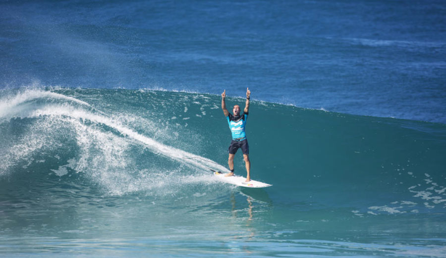 Pipeline Surfers - Dakine's Backstage