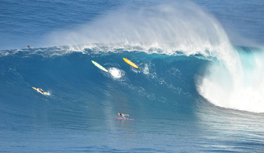 Massive Jaws: Broken Boards and Near-death experiences.
