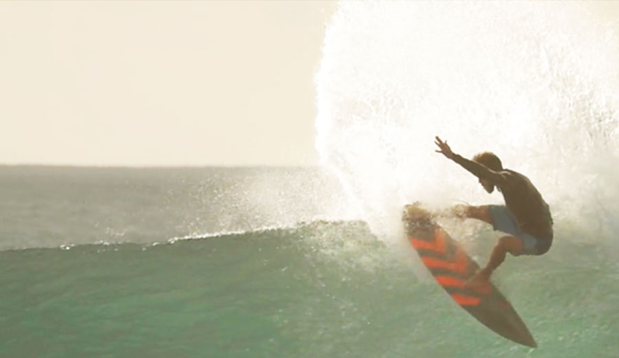 Vissla Teams Shreds Honolua Bay to Shit
