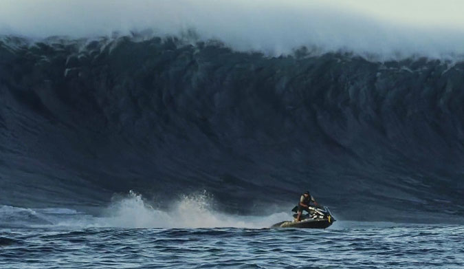 When the swell bared its teeth, they were sharp ones. Sharp and oh-so big. You've seen a million clips from last week's swell... but this one takes the cake.