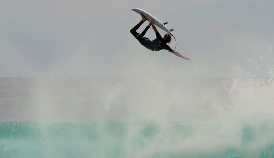 Metal Neck in Cabo
