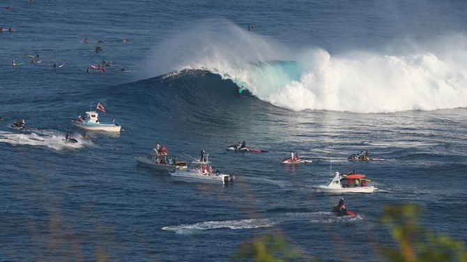 paige alms, jaws, peahi