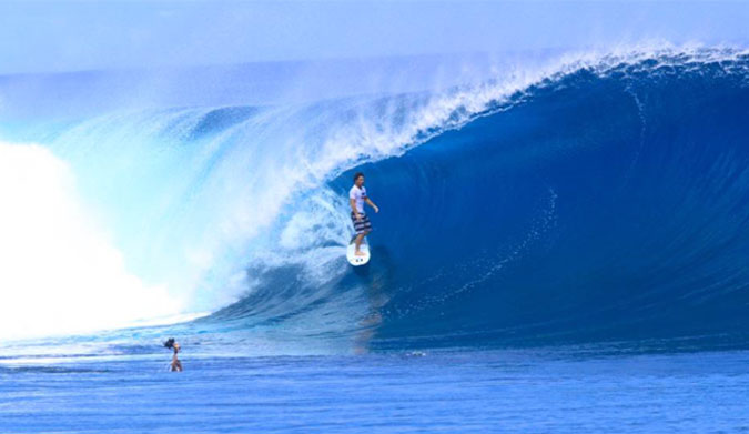 Ricardo dos Santos in Mentawais