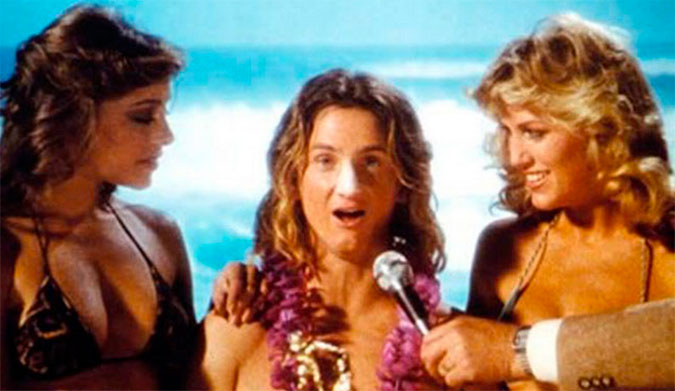 Of course the king of cool Spicoli was rockin' the zinka.