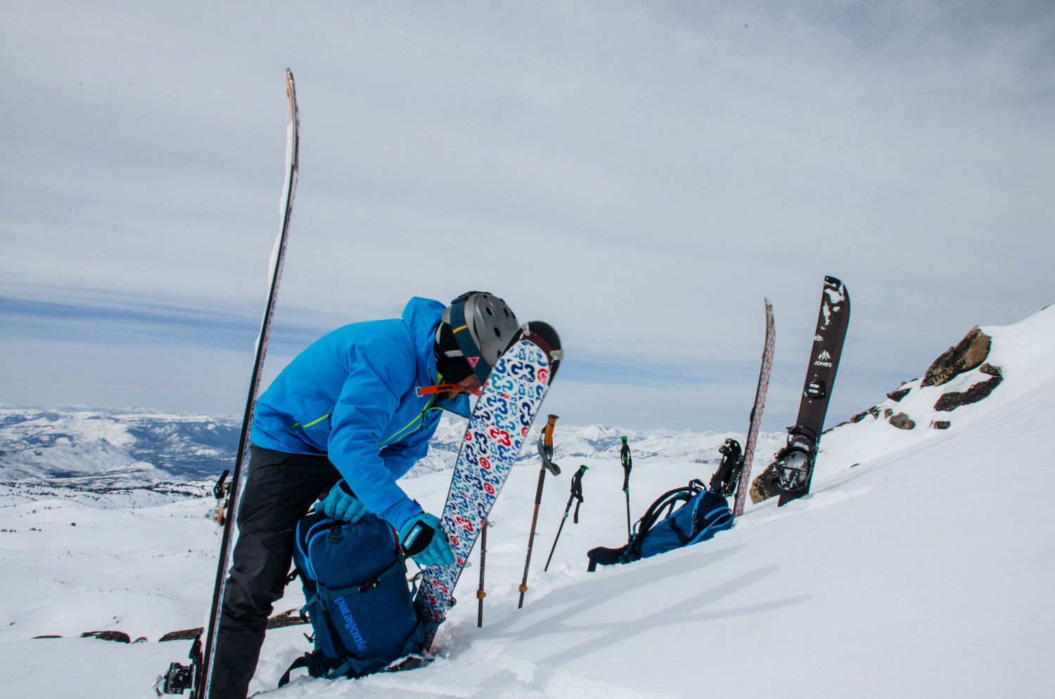 Patagonia’s Corey Simpson loads his pack up with his skis for the bootpacked ridgeline. Photo: John Robison IV