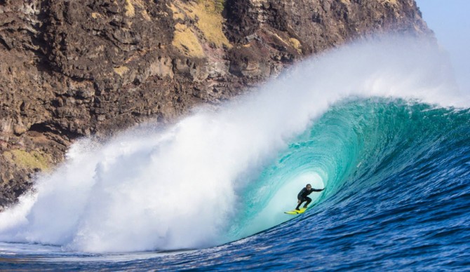 Film Los Buscagigantes by director Rodrigo Farias. Two important names of Chilean surfing — Ramon Navarro and Cristian Merello — together with Uti, a local of Isla de Pascua, on an epic session which is told to be the best wave of Rapa Nui. Photo: Facebook