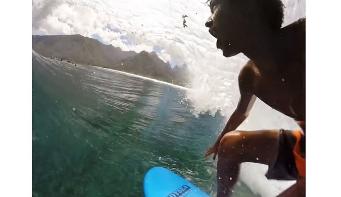 Matahi Drollet is already a legend of Teahupoo